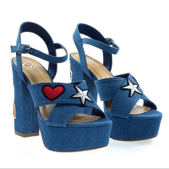 70's Inspired Denim Graphic Plarform Sandals - Picture 8 of 8